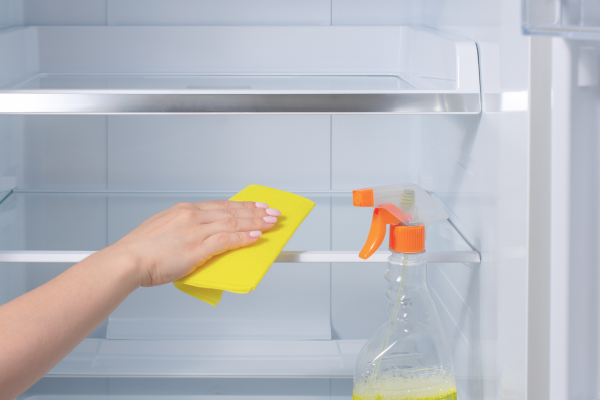 A Borrelli Clean Fridge